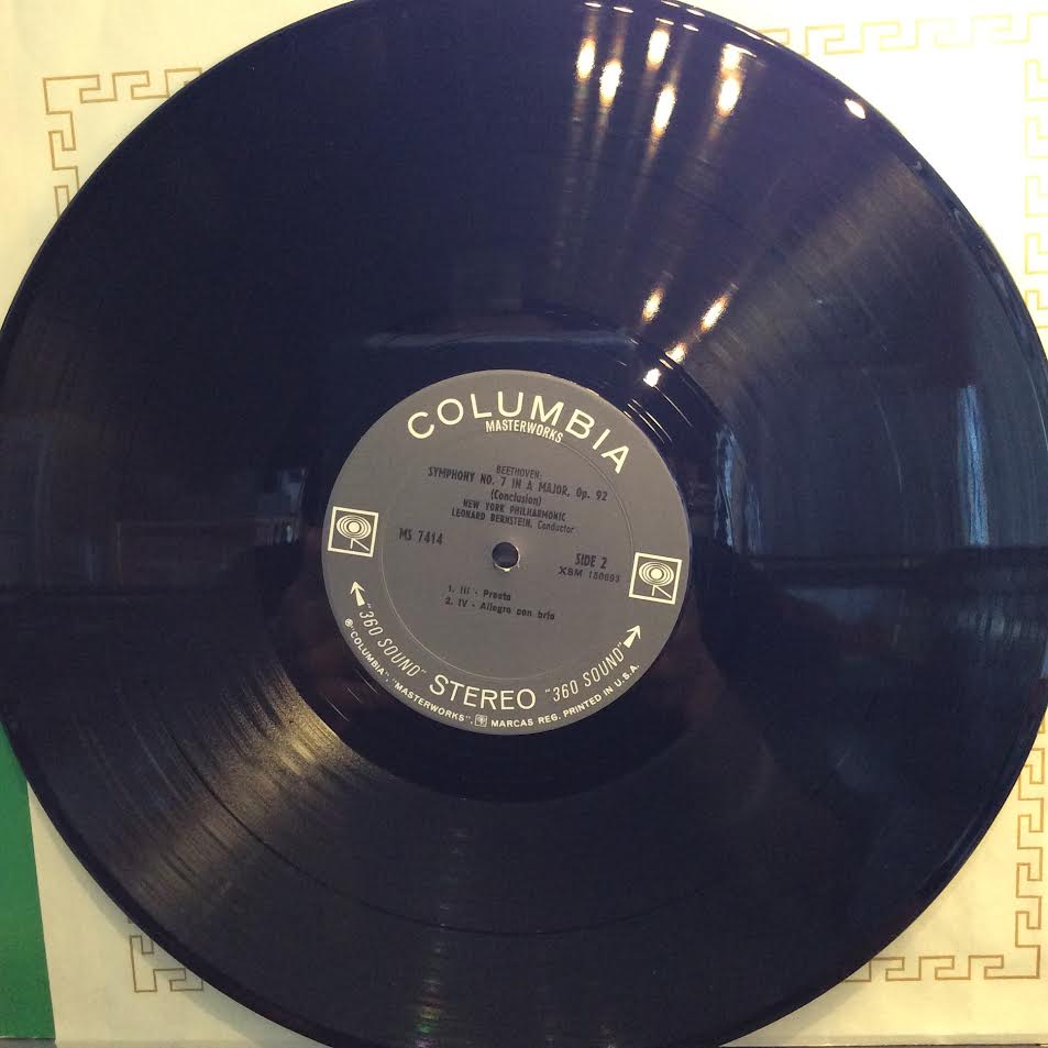 Leonard Bernstein - Symphony No. 7 (VINYL) | Near Mint (NM) Excellent+ (EX+)