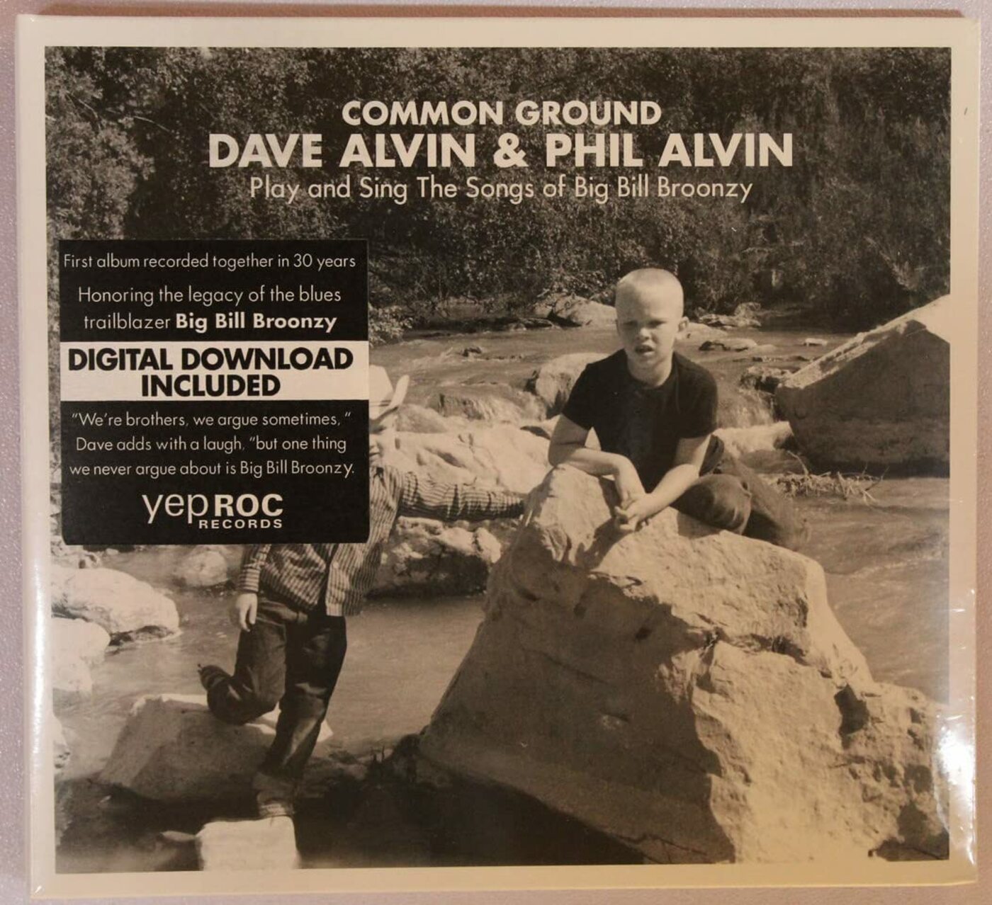 COMMON GROUND: DAVE ALVIN + PHIL ALVIN PLAY & SING(CD) | Mint (M) Mint (M)