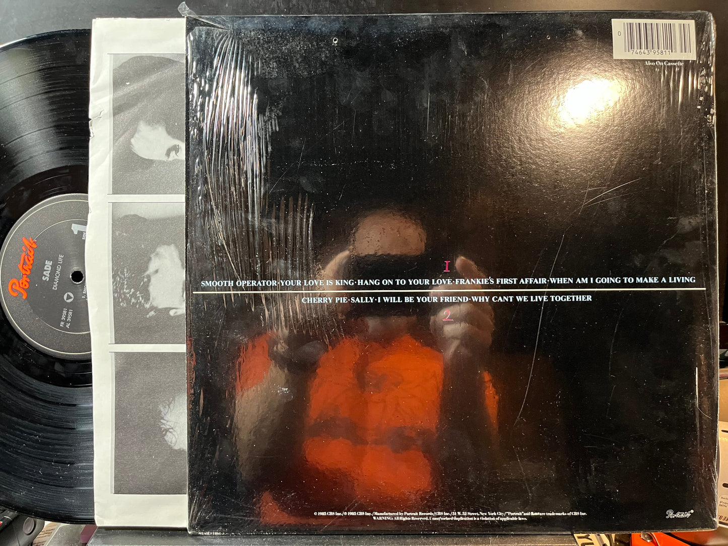 Sade - Diamond Life (VINYL) | Near Mint (NM or M-) Near Mint (NM)