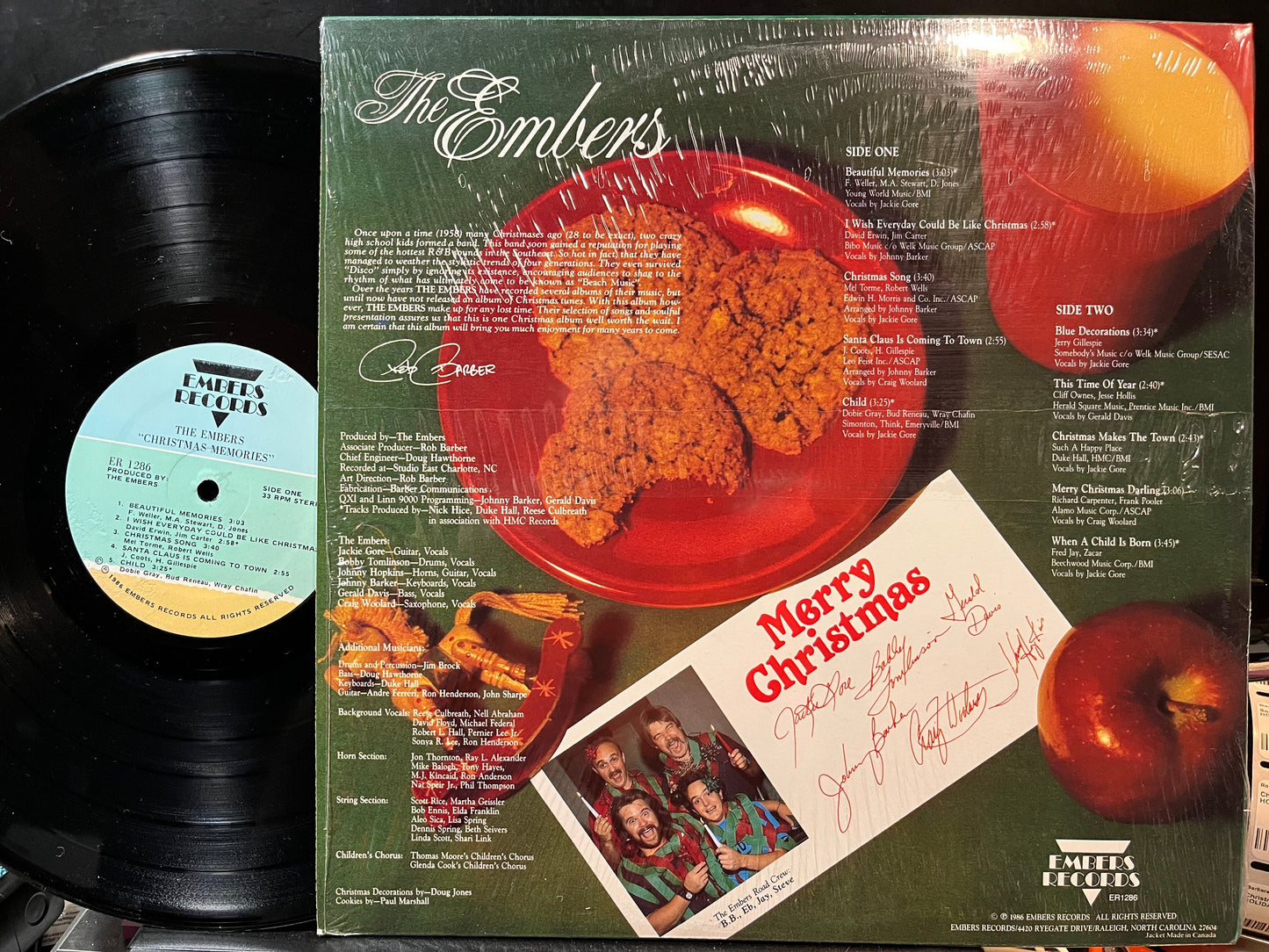 The Embers - Christmas Memories (VINYL) | Near Mint (NM or M-) Near Mint (NM)