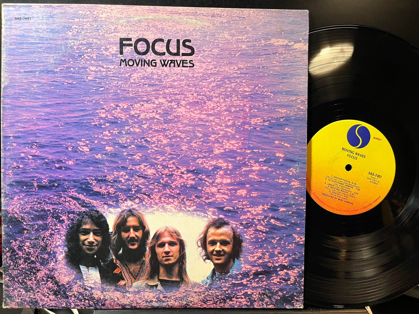 Focus (2) - Moving Waves (VINYL) | Excellent+ (EX+) Excellent (EX)
