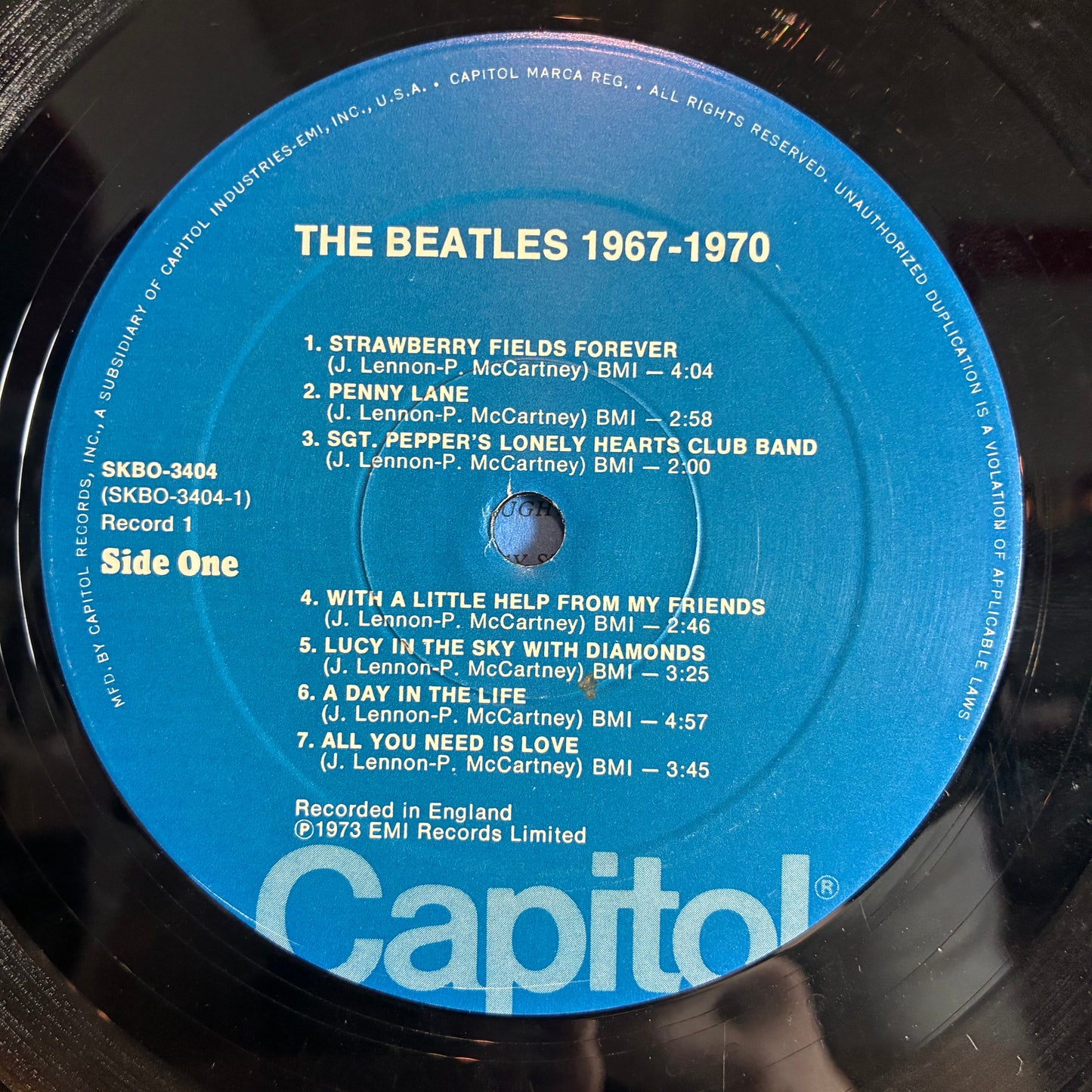 The Beatles - 1967-1970 (2x VINYL) | Very Good Plus (VG+) Very Good Plus (VG+)