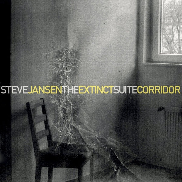 The Extinct Suite / Corridor |