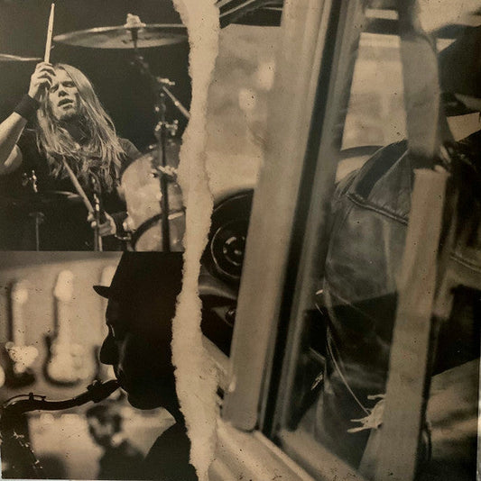 The Light Below | Mint (M) Mint (M)