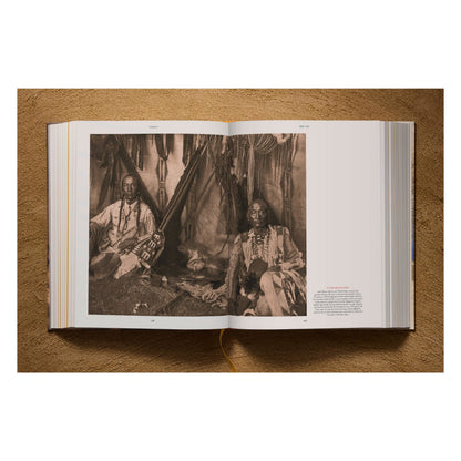Edward S. Curtis. The North American Indian. The Complete Portfolios (German, French, English)