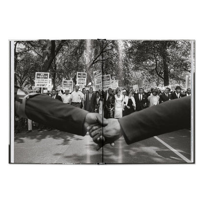 James Baldwin. Steve Schapiro. The Fire Next Time (English)