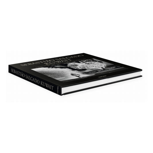 Sebastião Salgado. Kuwait. A Desert on Fire (German, French, English)