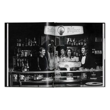 Helmut Newton. Berlin, Berlin (German, French, English)