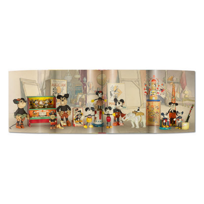 Walt Disney's Mickey Mouse. The Ultimate History (English)