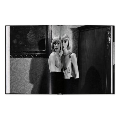Helmut Newton. Berlin, Berlin (German, French, English)