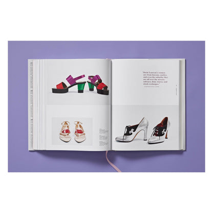 Shoes A–Z. The Collection of The Museum at FIT (German, French, English) (FFE)