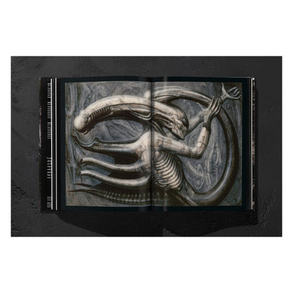 HR Giger (German, French, English)