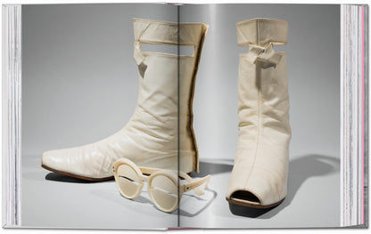 Shoes A–Z. 45th Ed. (German, French, English)