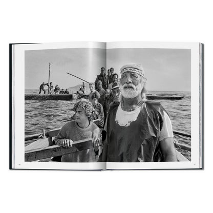 Sebastião Salgado. Workers. An Archaeology of the Industrial Age (English)