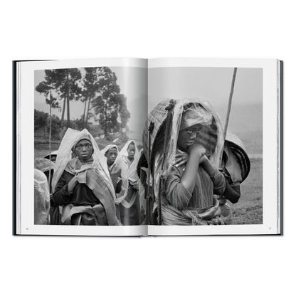 Sebastião Salgado. Workers. An Archaeology of the Industrial Age (English)