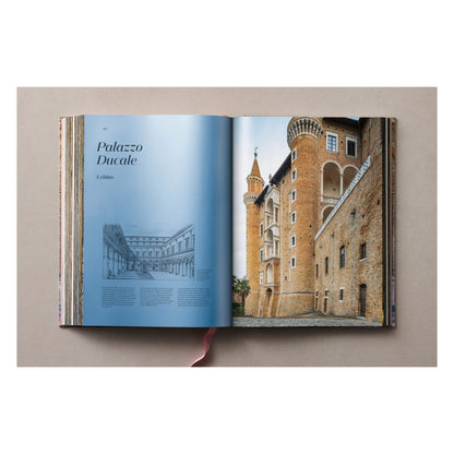 Massimo Listri. Italian Palaces (German, French, English)