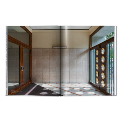 Entryways of Milan. Ingressi di Milano (English, Italian)