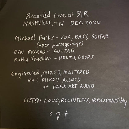 Live On The Internet | Mint (M) Mint (M)