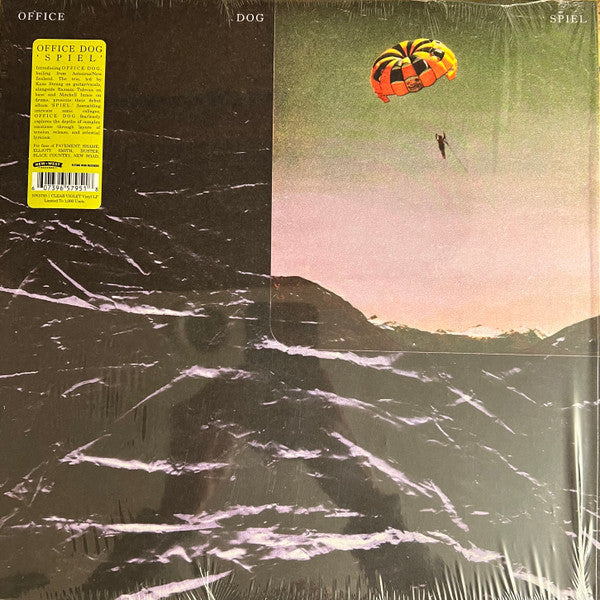 Spiel | Mint (M) Mint (M)