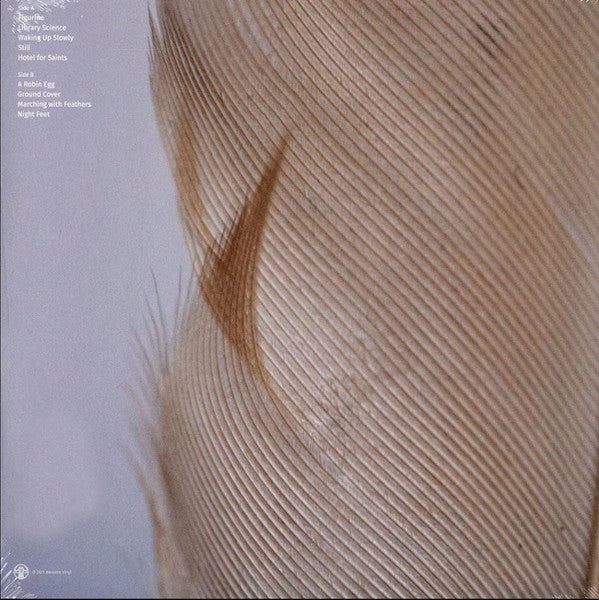 Marching With Feathers | Mint (M) Mint (M)