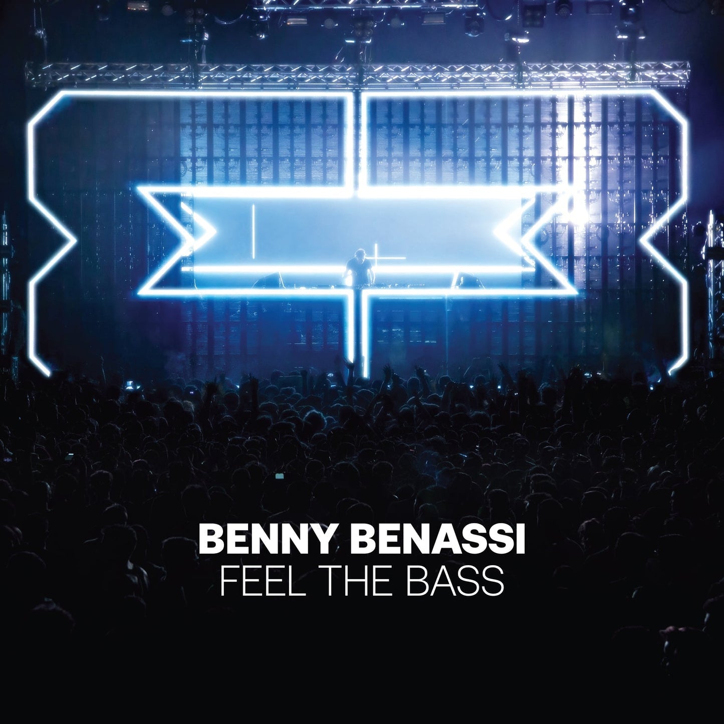 Benny Benassi - Feel The Bass |