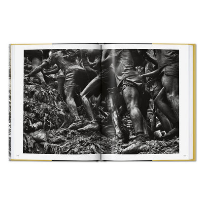 Sebastião Salgado. Gold (German, French, English)