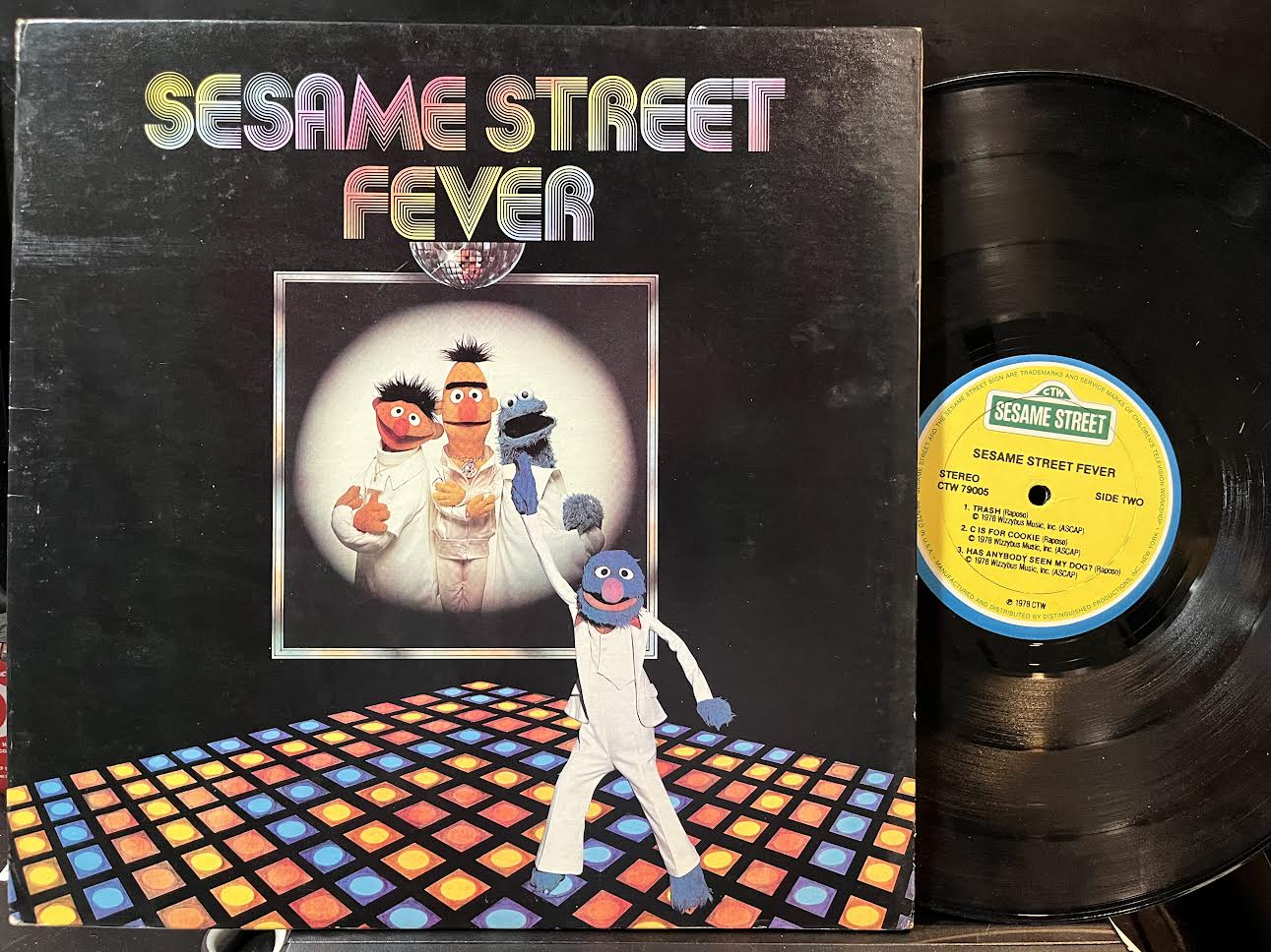Sesame Street - Sesame Street Fever (VINYL) | Excellent+ (EX+) Excellent+ (EX+)