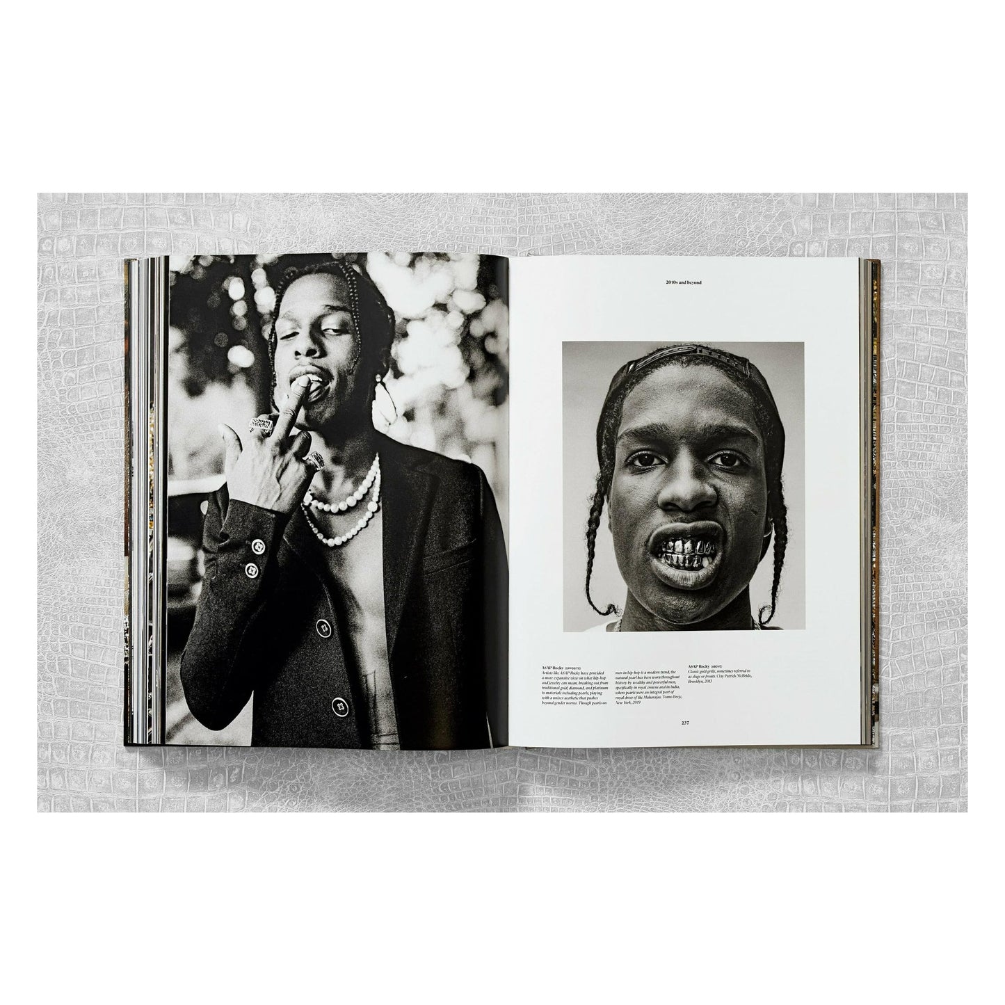 Ice Cold. A Hip-Hop Jewelry History (German, French, English)