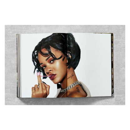 Ice Cold. A Hip-Hop Jewelry History (German, French, English)