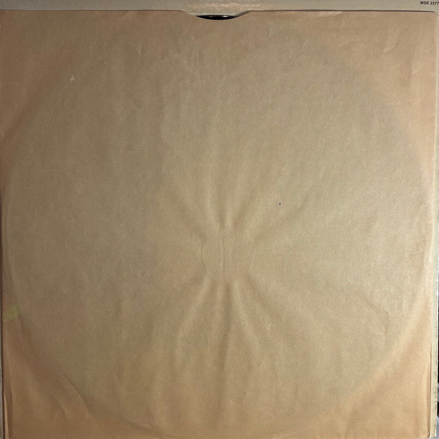 Neil Young - Harvest (VINYL) | Excellent (EX) Very Good Plus Plus (VG++)