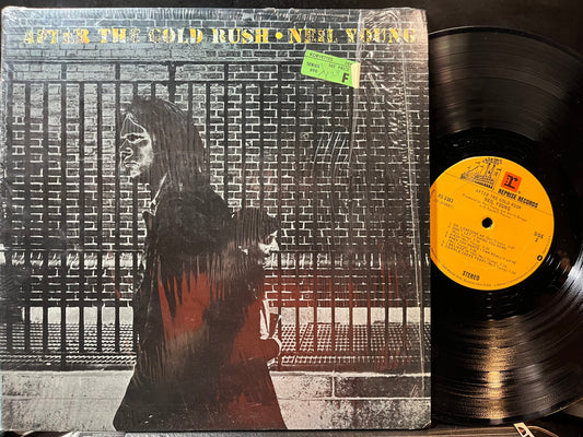 Neil Young - After The Gold Rush (VINYL) | Near Mint (NM or M-) Near Mint (NM)