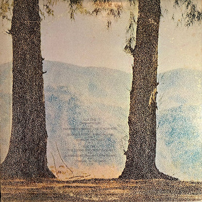 Neil Young - Everybody Knows This Is Nowhere (VINYL) | Very Good Plus (VG+) Excellent (EX)