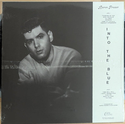 Into The Blue | Mint (M) Mint (M)