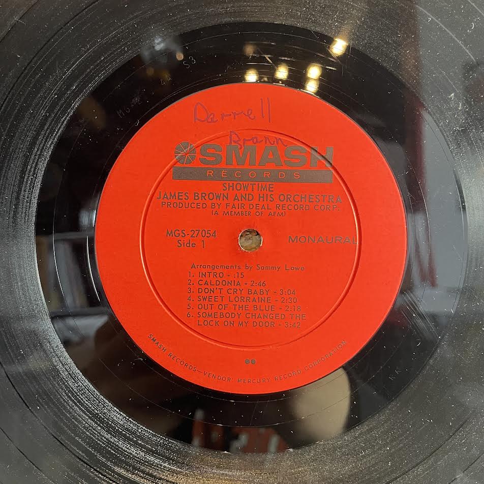 James Brown - Showtime (VINYL) | Very Good Plus (VG+) Excellent (EX)