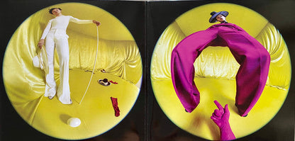 Fine Line | Mint (M) Mint (M)