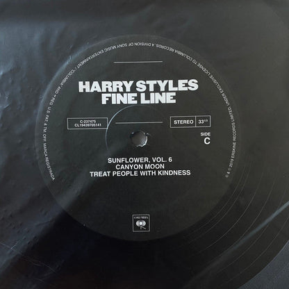 Fine Line | Mint (M) Mint (M)