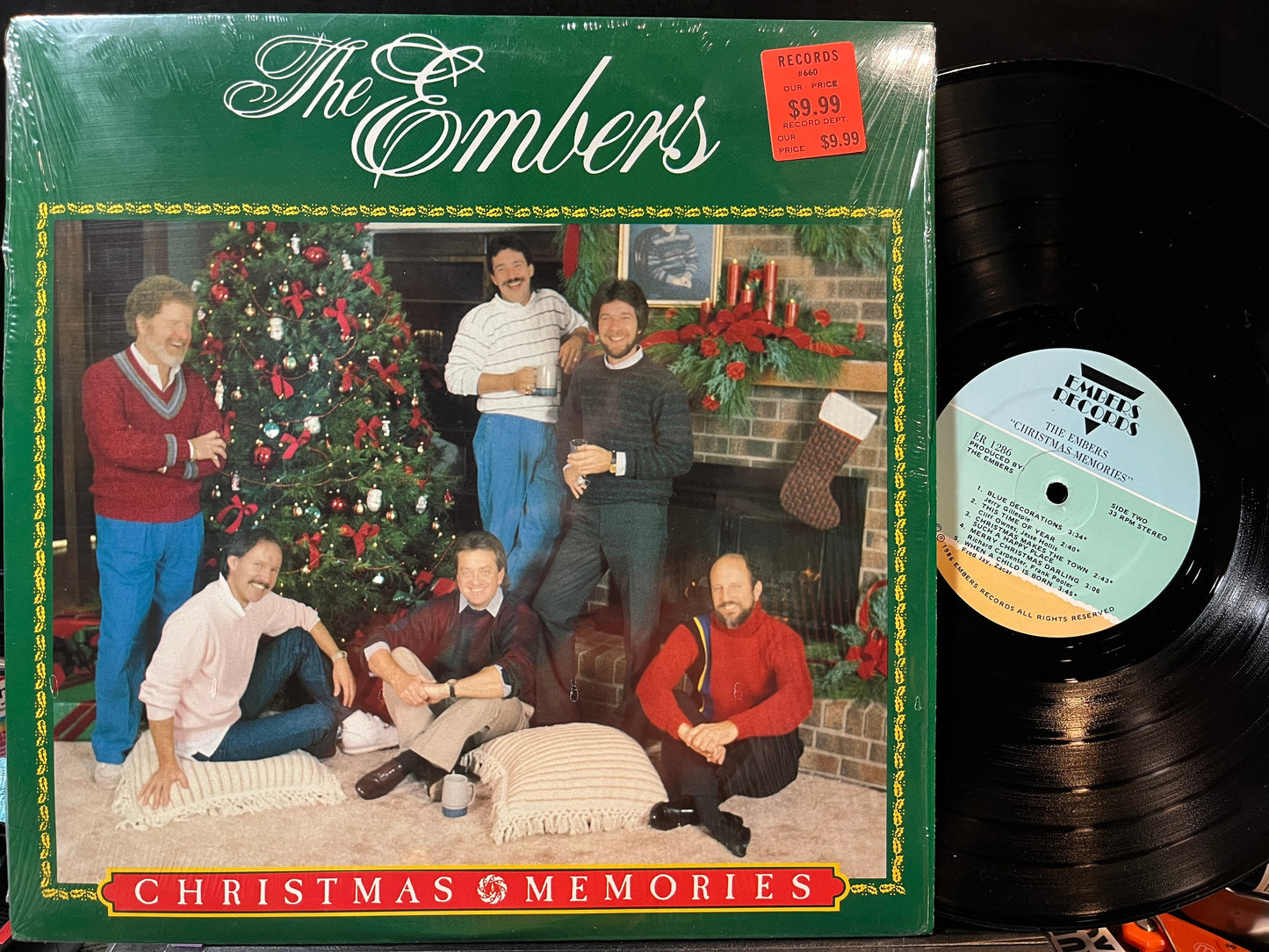 The Embers - Christmas Memories (VINYL) | Near Mint (NM or M-) Near Mint (NM)