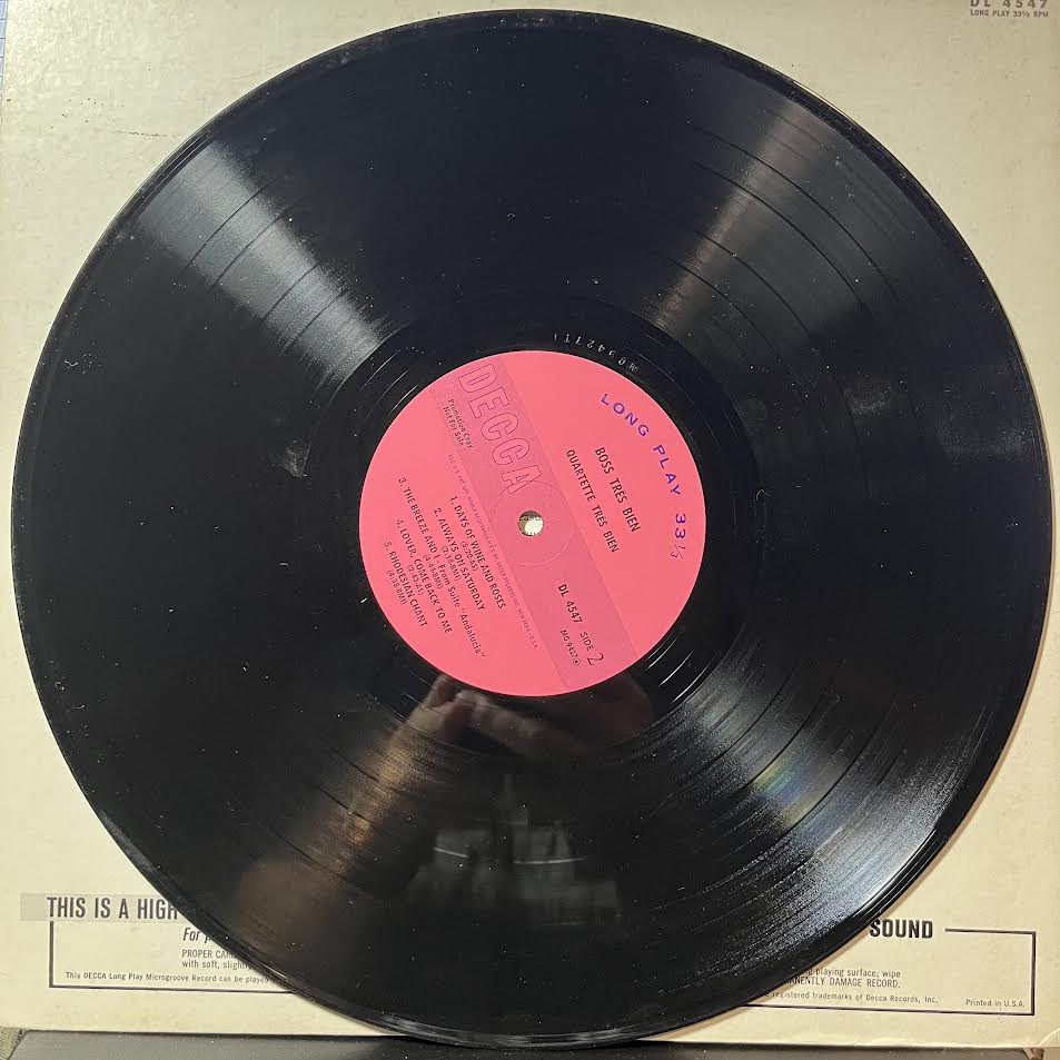Quartette Trés Bien - Boss Trés Bien (VINYL) | Excellent+ (EX+) Excellent+ (EX+)