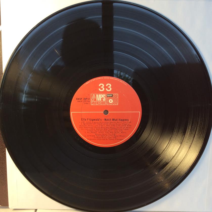 Ella Fitzgerald - Watch What Happens (VINYL) | Near Mint (NM or M-) Excellent+ (EX+)