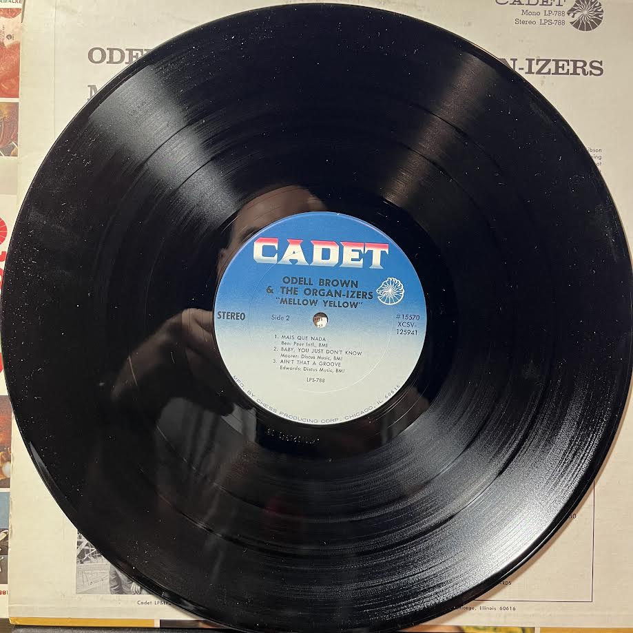 Mellow Yellow (VINYL) | Near Mint (NM) Excellent+ (EX+)