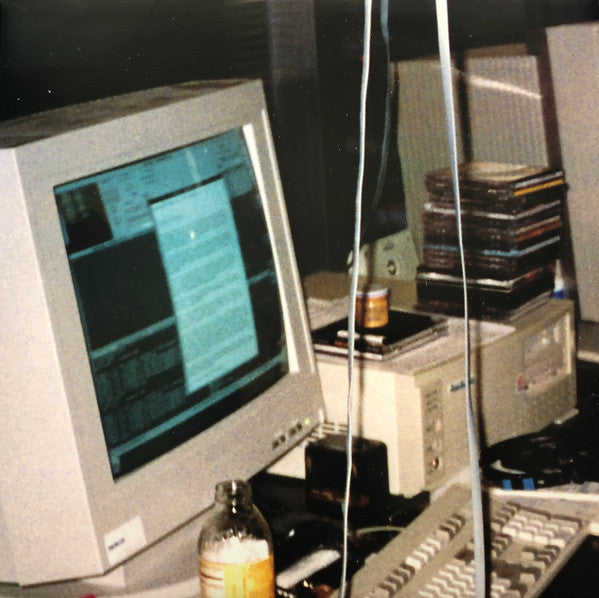 Quake (VINYL) | Mint (M) Mint (M)