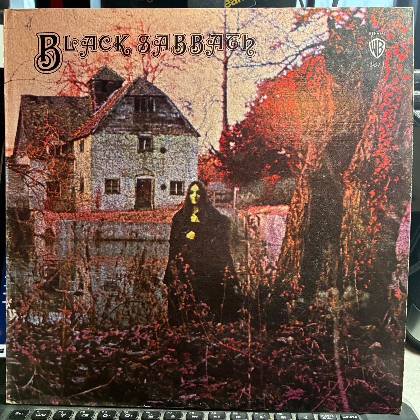 Black Sabbath - Black Sabbath (VINYL) | Near Mint (NM or M-) Excellent+ (EX+)