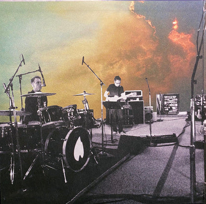 Gigaton | Mint (M) Mint (M)