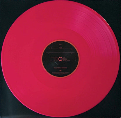 Hollywood's Bleeding | Mint (M) Mint (M)