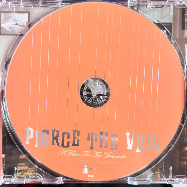 Pierce The Veil - A Flair For The Dramatic (CD) | Mint (M) Mint (M)