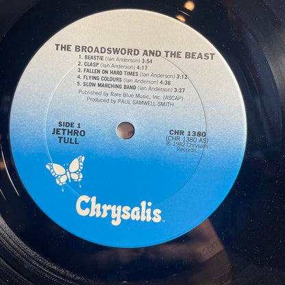 Jethro Tull - The Broadsword And The Beast (VINYL) | Excellent (EX) Excellent (EX)