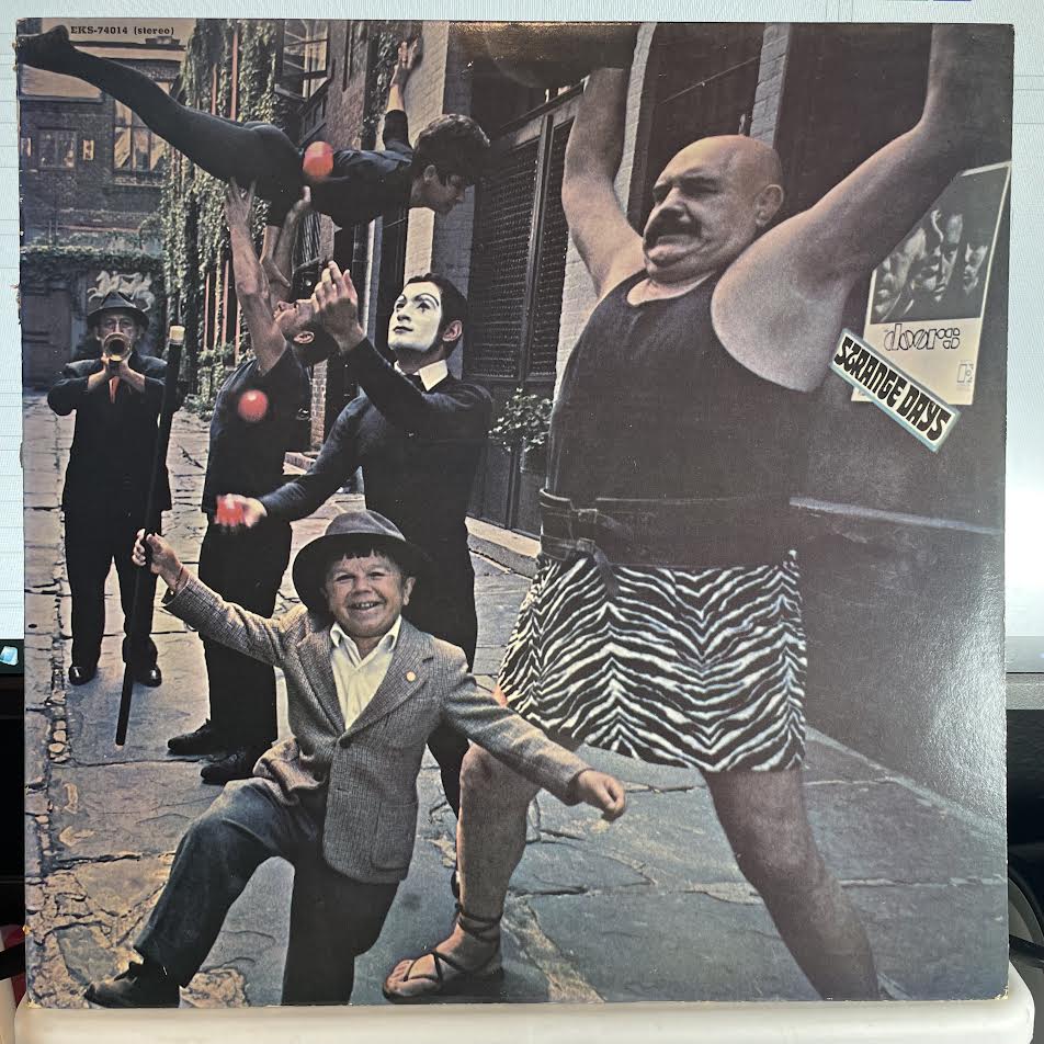 The Doors - Strange Days (VINYL) | Near Mint (NM) Excellent+ (EX+)