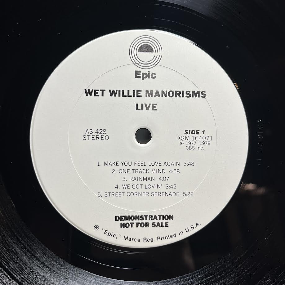 Wet Willie - Manorisms Live (VINYL) | Near Mint (NM) Very Good Plus (VG+)