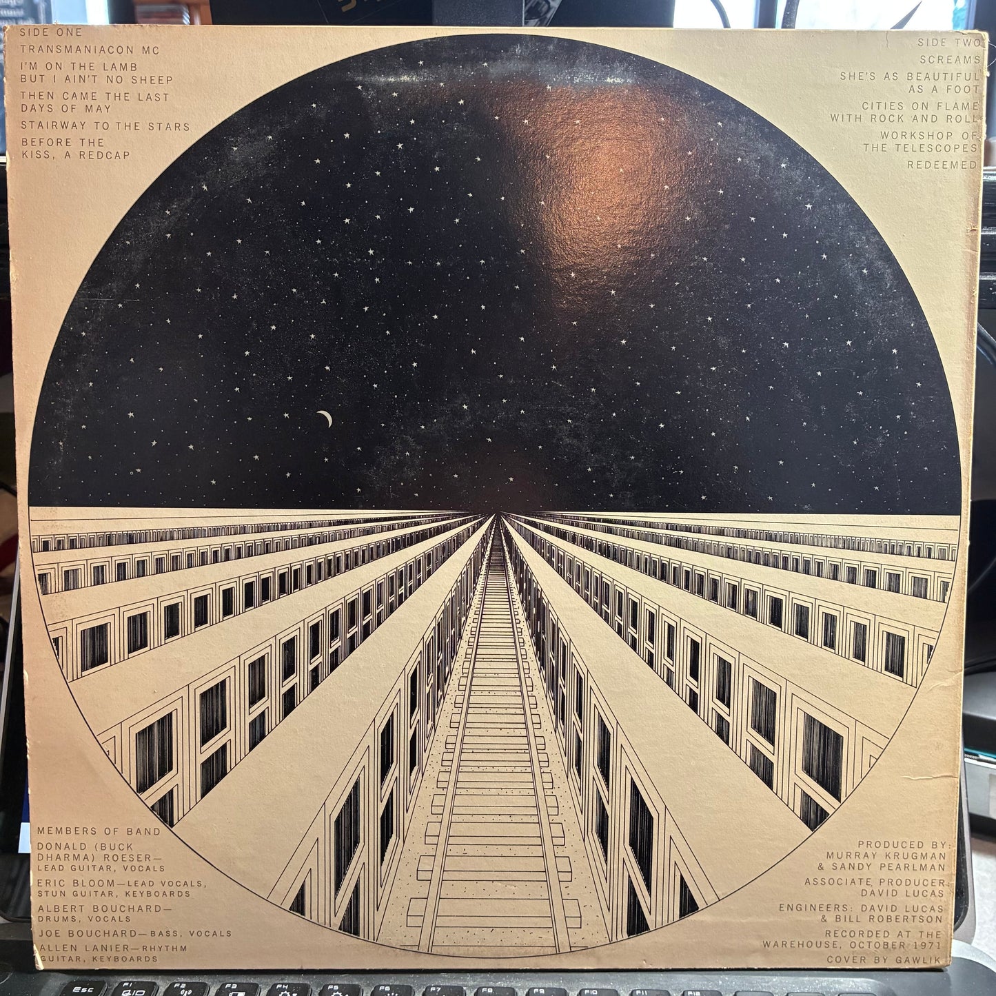 Blue Öyster Cult - Blue Öyster Cult (VINYL) | Very Good Plus (VG+) Excellent (EX)
