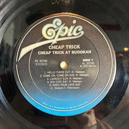 Cheap Trick - At Budokan (VINYL) | Very Good Plus (VG+) Excellent (EX)